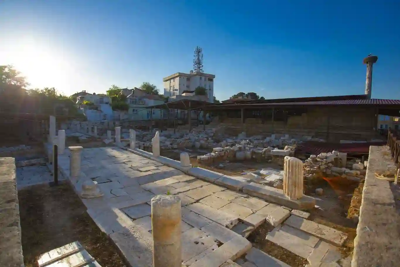 milas uzunyuva anıt mezarı ve müze kompleksi