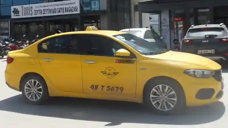 Milas taksi araçları gerçek araç fotoğrafı